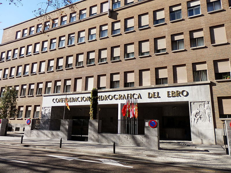 Seu de la Confederació Hidrogràfica de l’Ebre a Saragossa, on estan els expedients que cal desencallar